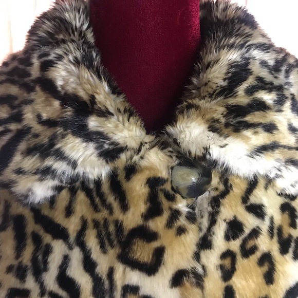 Size L 🔥 NWOT Beautiful Animal Print Coat - Picture 2 of 3